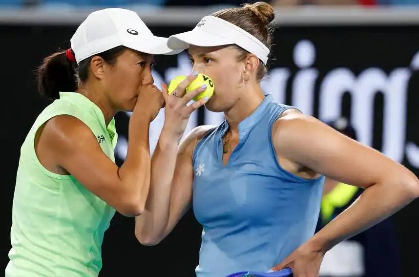 祝贺张帅梅尔滕斯组合双打晋级迈阿密站四强！2026年3月26日早上