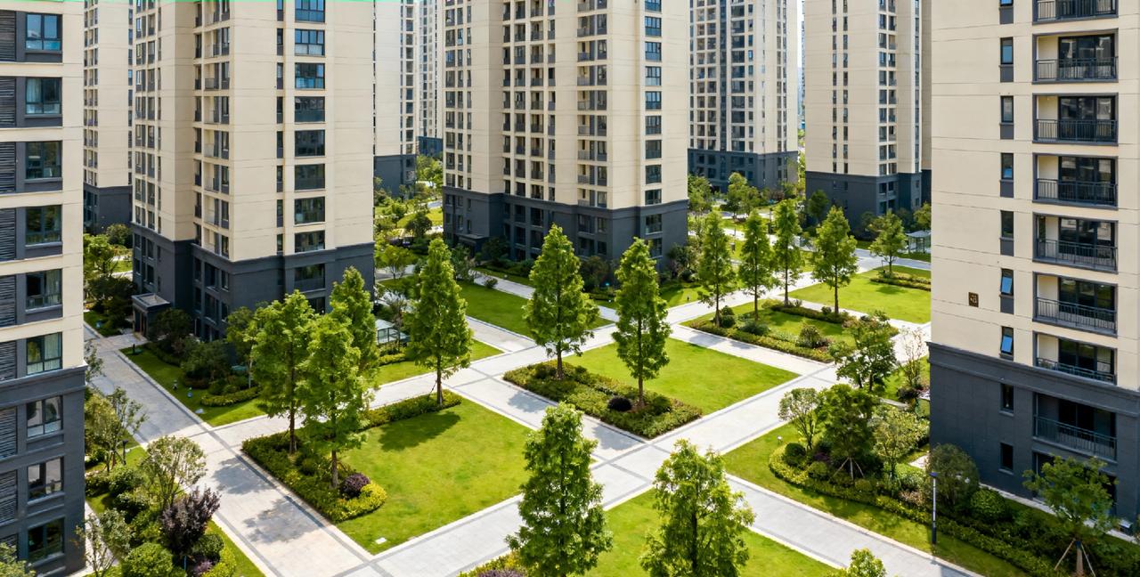 退休后我把140平的大户型换成70平的小房子，当时邻居们背后偷偷笑我脑子转不过弯