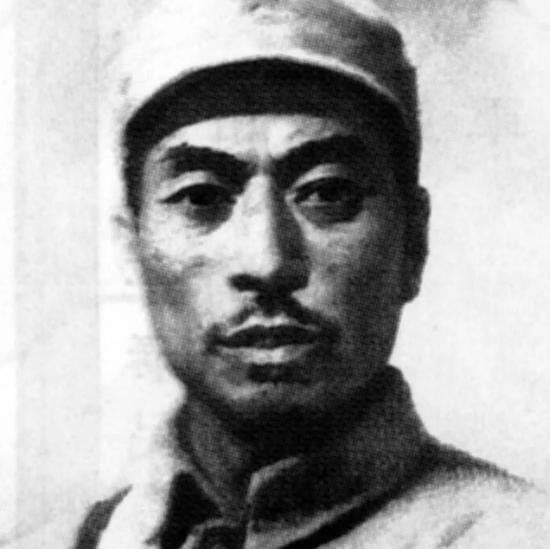 1938年，许世友找刘伯承报到，刘伯承给他安排了一个副旅长的职务，曾当过军长的许