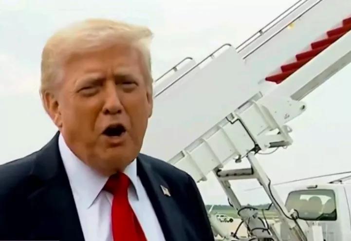 BNC报道，当地时间30日，一份由盖洛普公司公布的最新民调显示，尽管特朗普政府言