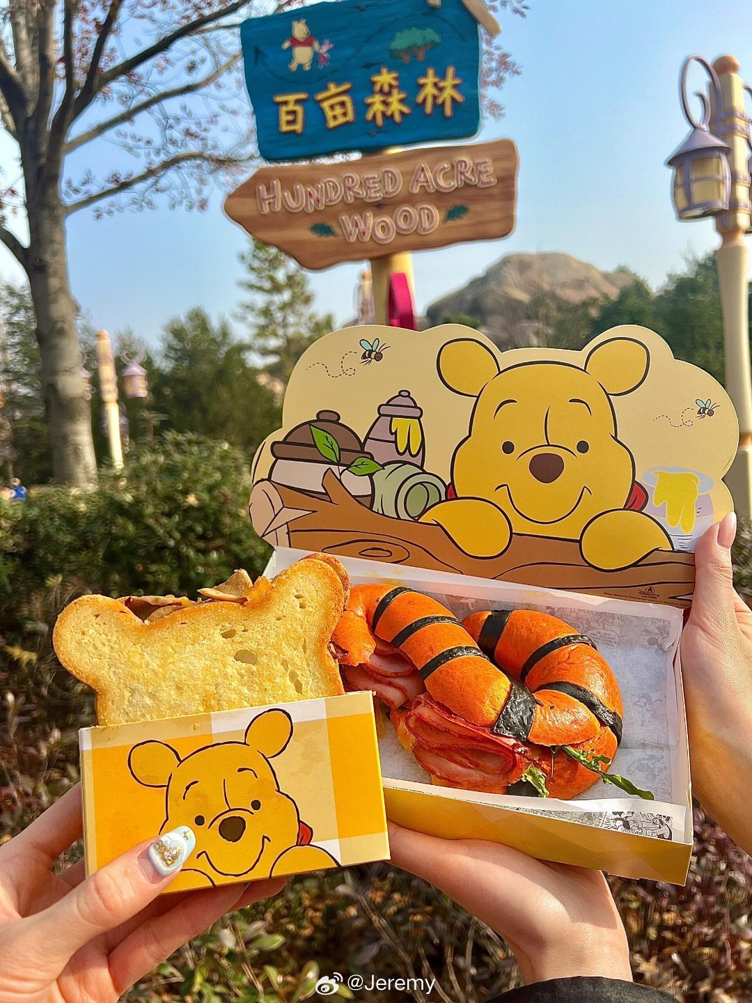上海迪士尼70元1个包子网友怒了没吃过包子，但迪士尼的吐司其实还挺好吃的可以找