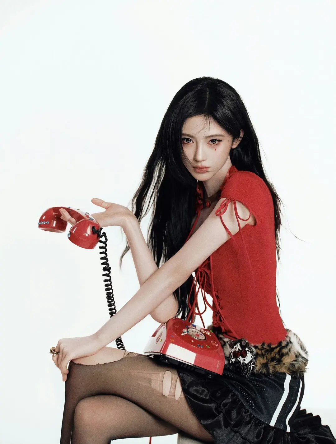 鞠婧祎完全是千禧辣妹xp是蛇蝎美人