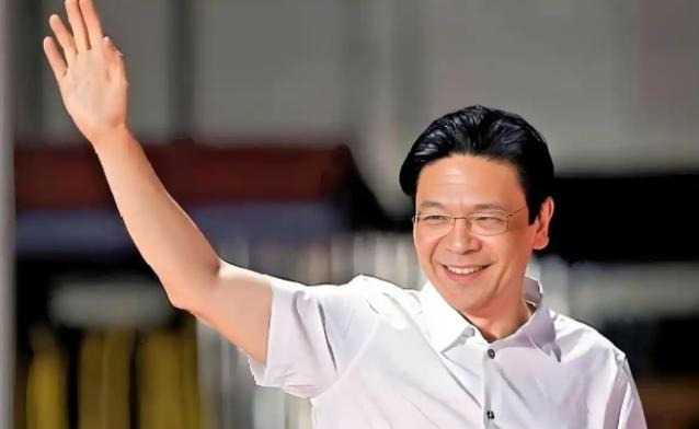 黄循财在瑞士达沃斯论坛脱稿补了一句：出口芯片到“任何中国”都须额外审查。话音落地