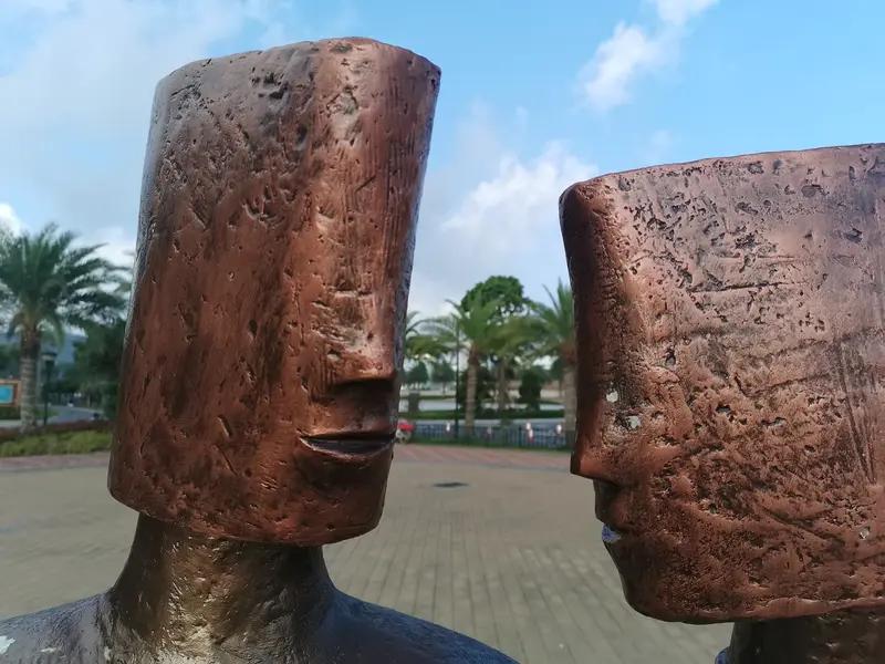 灵魂伴侣并非只因灵魂寂寞才有。很多女人到中年，生活不缺温饱，却渴望灵魂共鸣，这不