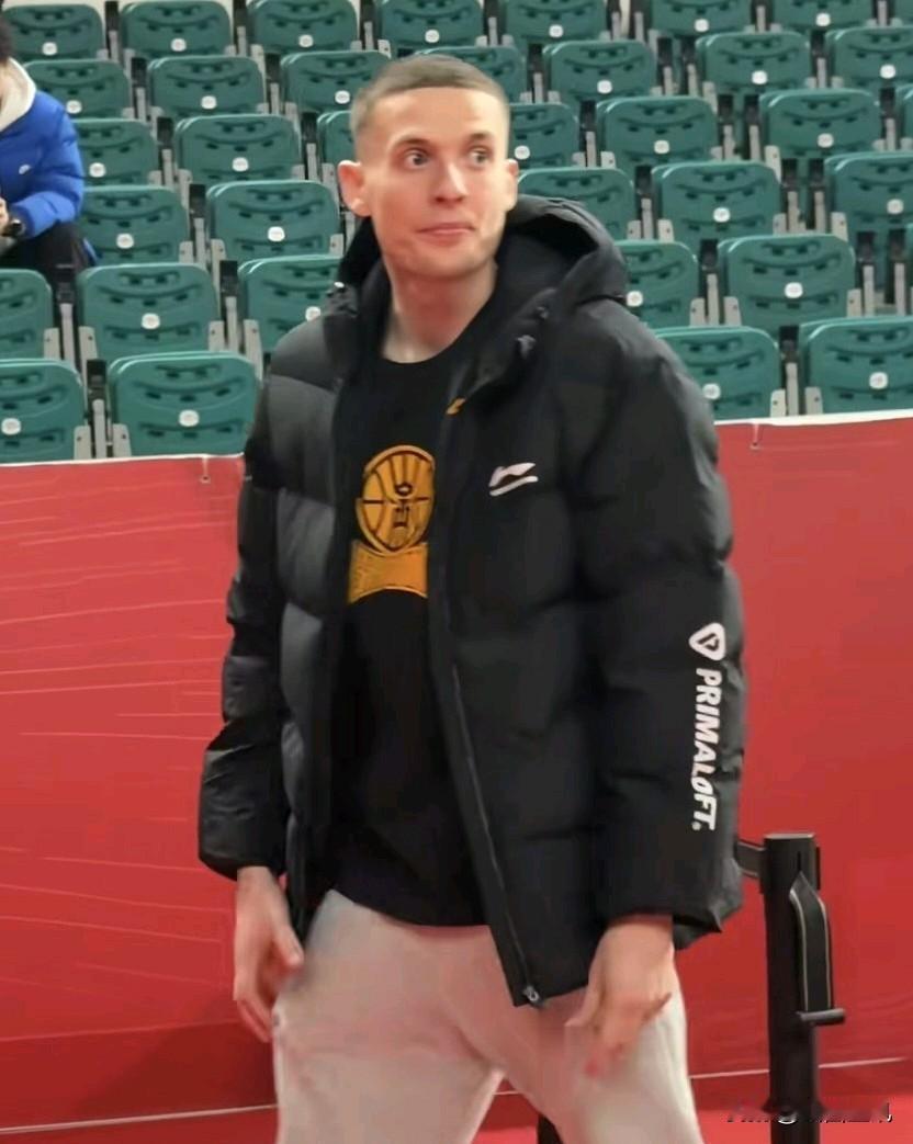 山西男篮走了一步险棋:舍车保帅明天上午，山西汾酒男篮将在CBA官网公布一项决定