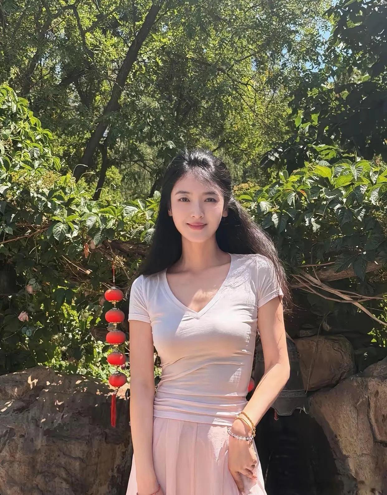 阳光明媚