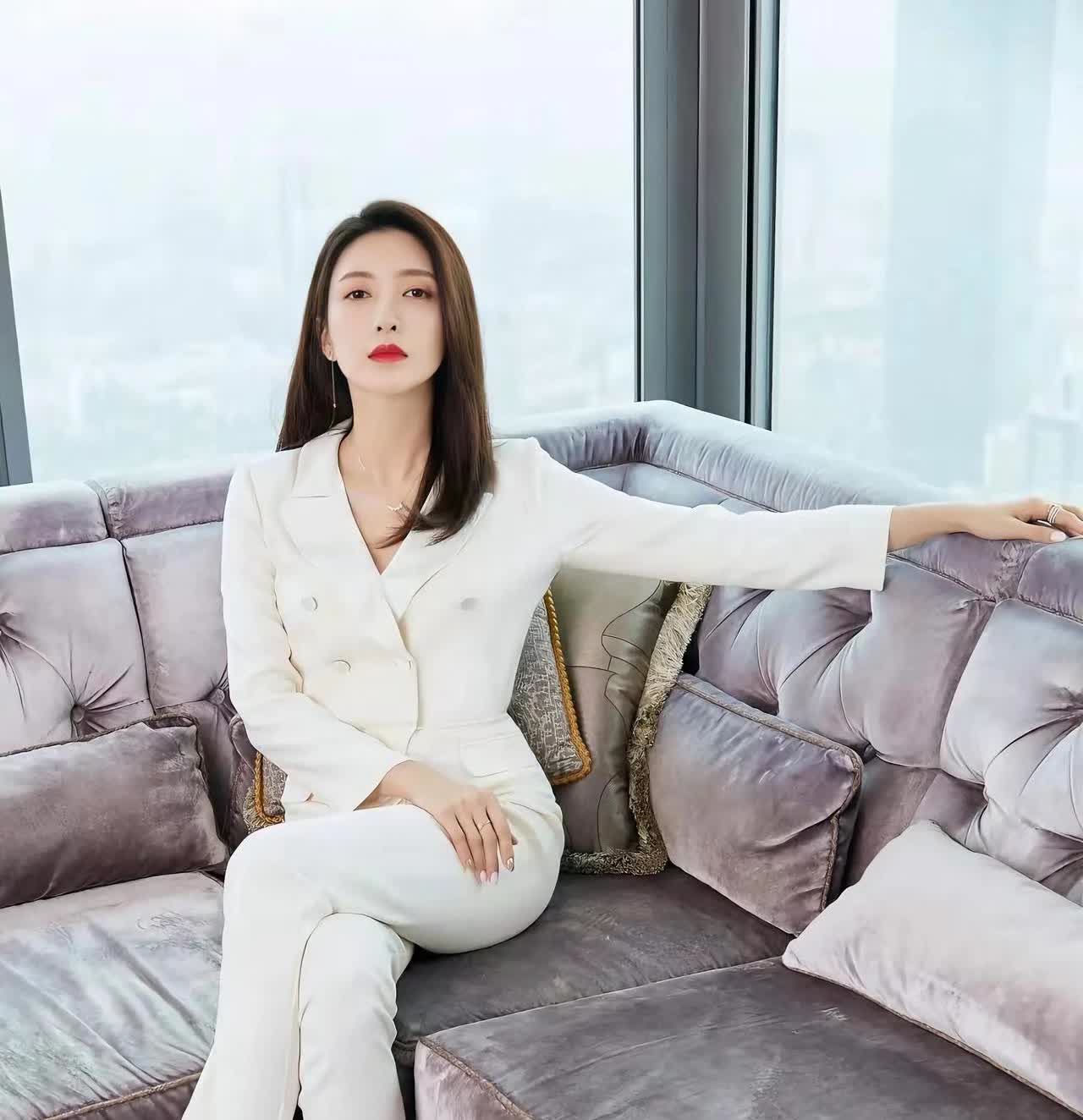 江疏影；李一桐袁姗姗；刘涛