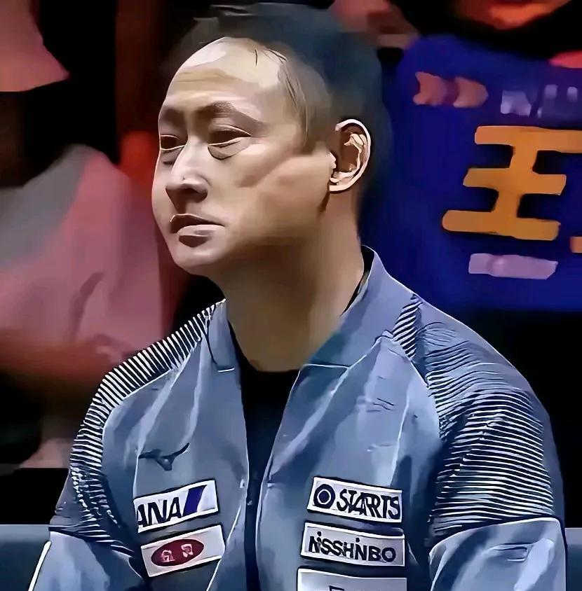 张本宇这回怕是得把后槽牙咬碎了！昨晚他那宝贝女儿张本美和，愣是爆冷输给了巴西的