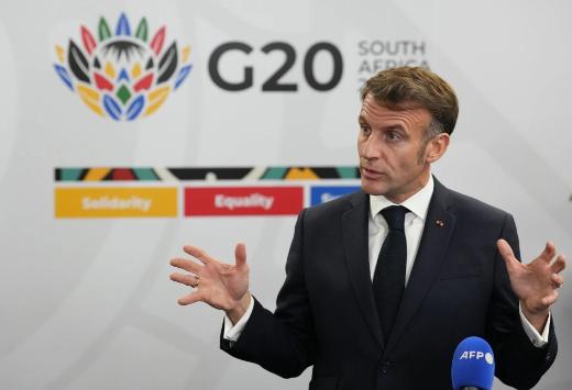 法国表态！23日外媒报道，正在南非出席G20会议的法国总统马克龙接受媒体采访时表