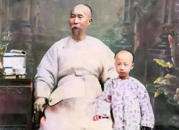 1901年，李鸿章去世，他给子孙留下4000多万两白银和无数家产，可没想到，5