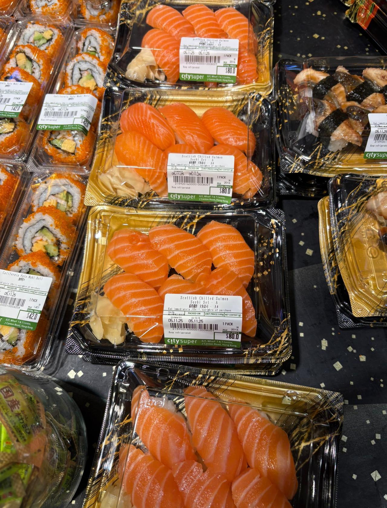 最近喜欢上了吃日本料理价钱也真是不便宜。一盘刺身端上来，基本上都是100多