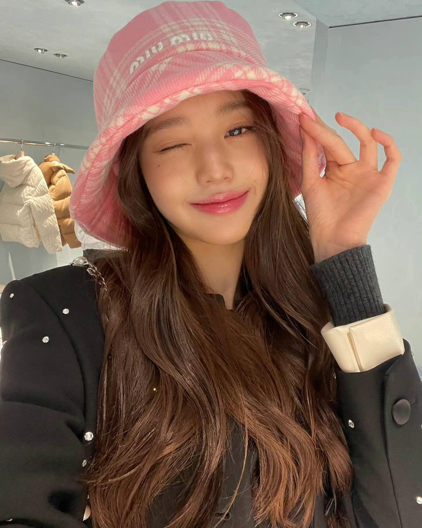 张元英🍀张元英女五一221015元英ins更新🤍🤍​​