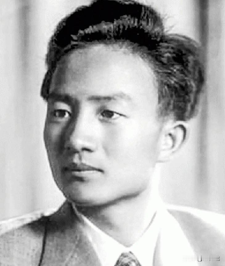 陈昌浩回国后默默无闻，妻子任副部长，儿子却是万人敬仰的大人物陈祖涛八岁以前