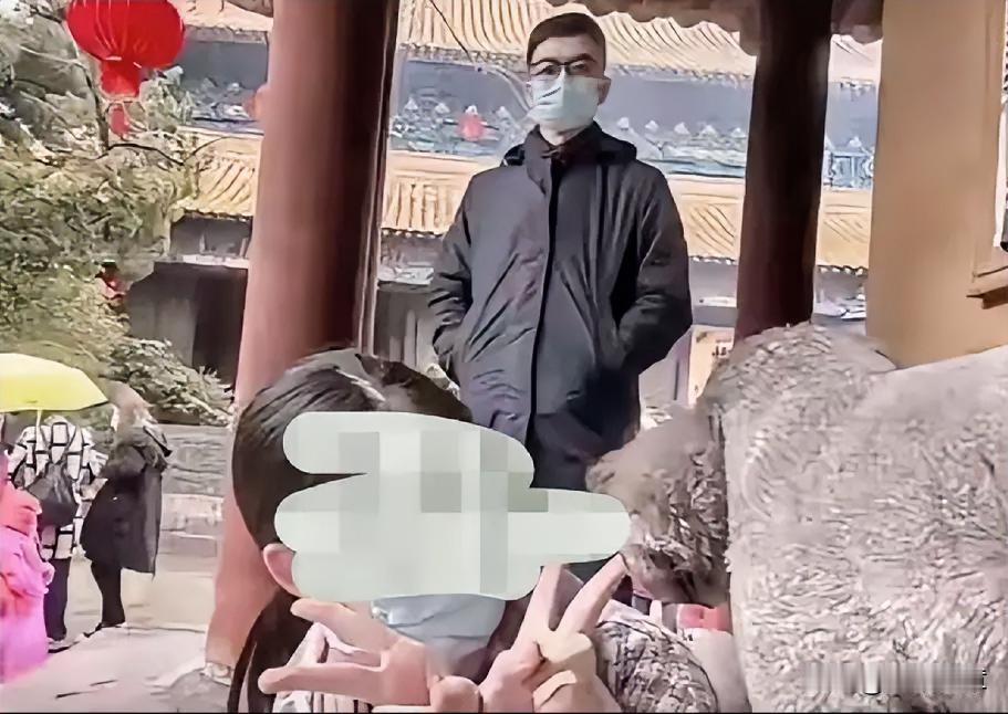 胚胎男的第一个噩耗来了！​据知情人透露，​胚胎男早就偷偷申请了香港人才引进计