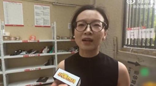 “冤不冤？”浙江绍兴，一名女子网购了一套露营设备，但快递放在驿站一直没有取。直