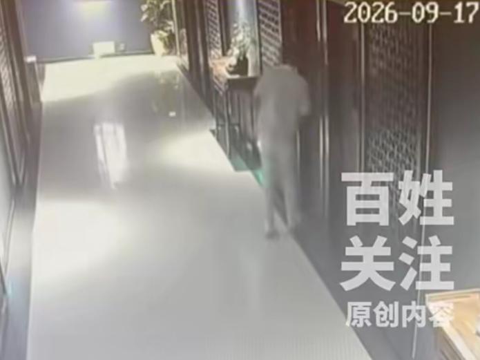 湖北武汉，一女子和朋友在一家按摩店内做SPA，做完后女子就睡了过去，谁知等醒来时