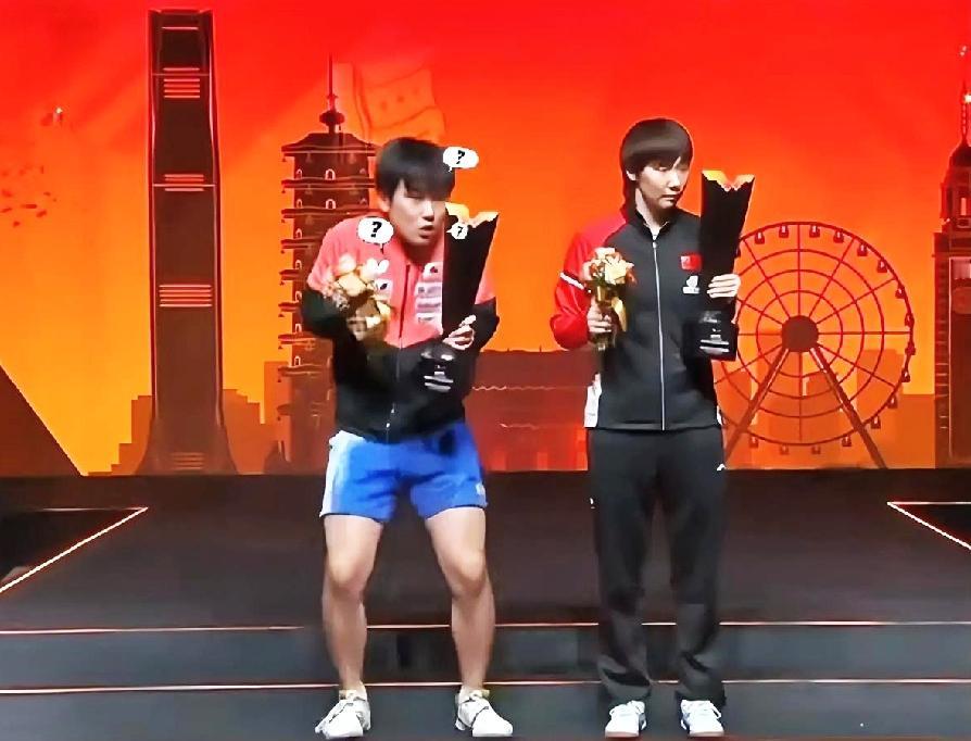 张本智和你是来搞笑的吗？一网友评论道：王曼昱“从从容容、游刃有余”，张本智