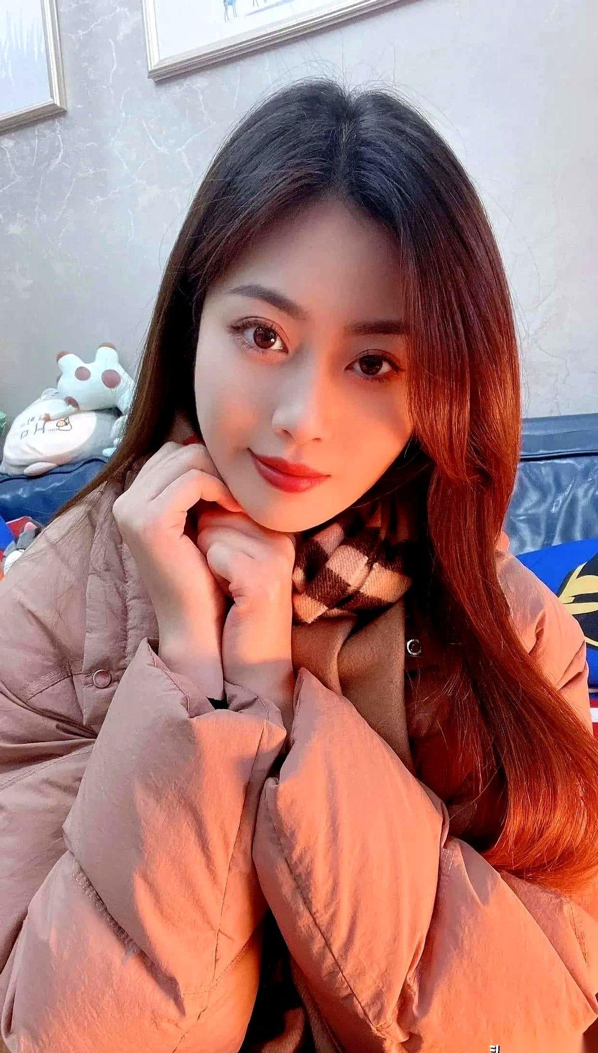 “妈，我们五一结婚。”电话那头，我外甥女的声音听不出半点商量的意思。我姐拿着手