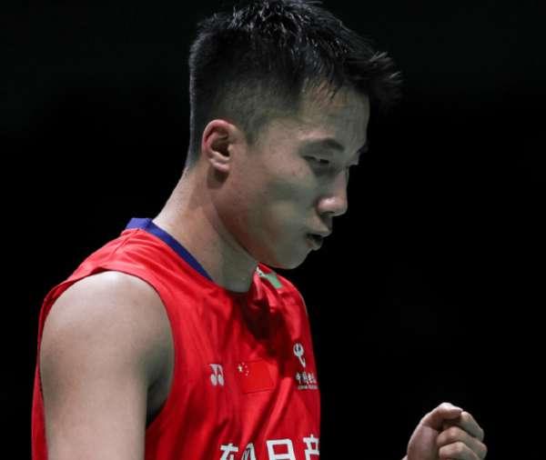 陆光祖首轮险胜对手晋级男单下一轮，比李诗沣靠谱今天首轮陆光祖对阵排名49位的