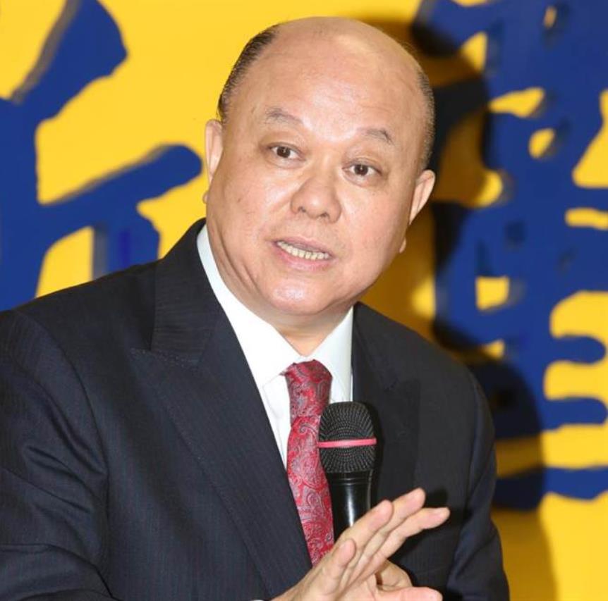 台湾新党副主席李胜峰今日发文写道：“‘永远维持现状’最符合台湾人意愿的主张，但是