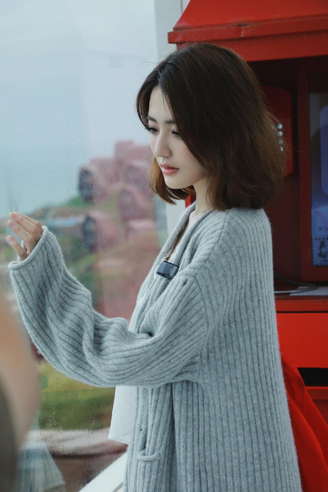 海风配璐璐，这画面治愈度满分，慢生活真香😘徐璐