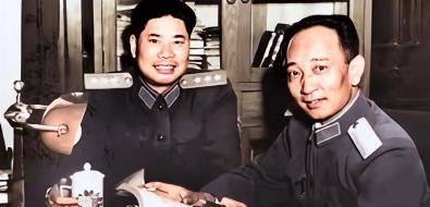 ☁1958年，留在朝鲜境内帮助建设的10万大军突然神秘失踪，美国特务人员寻