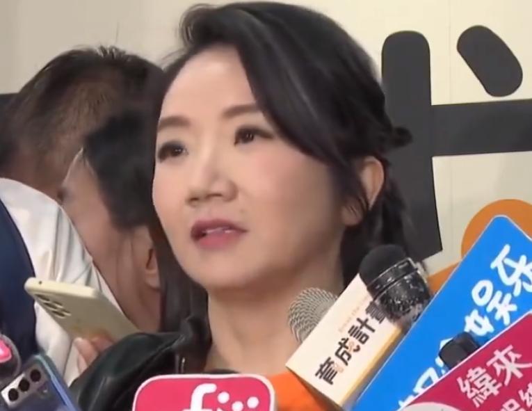 范玮琪真的狠狠给陶晶莹上了一课！同样都是台湾艺人，范玮琪却可以参加《我是歌手》，