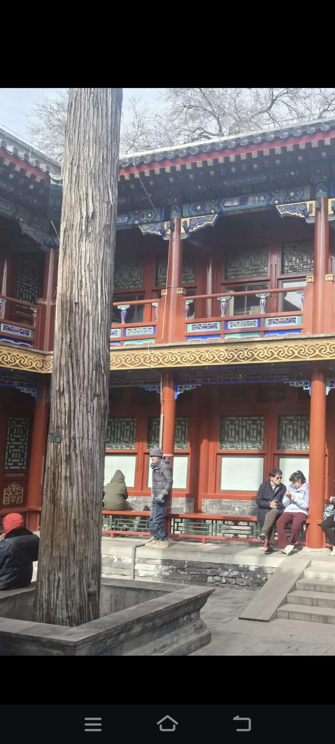 这是多么美丽的建筑！你知道这是什么地方吗？