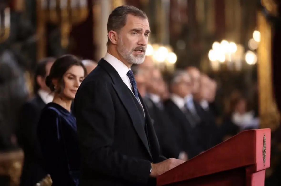 时代真变了！西班牙国王将访华，第一个改换门庭，承认中国实力和地位时代是真的变