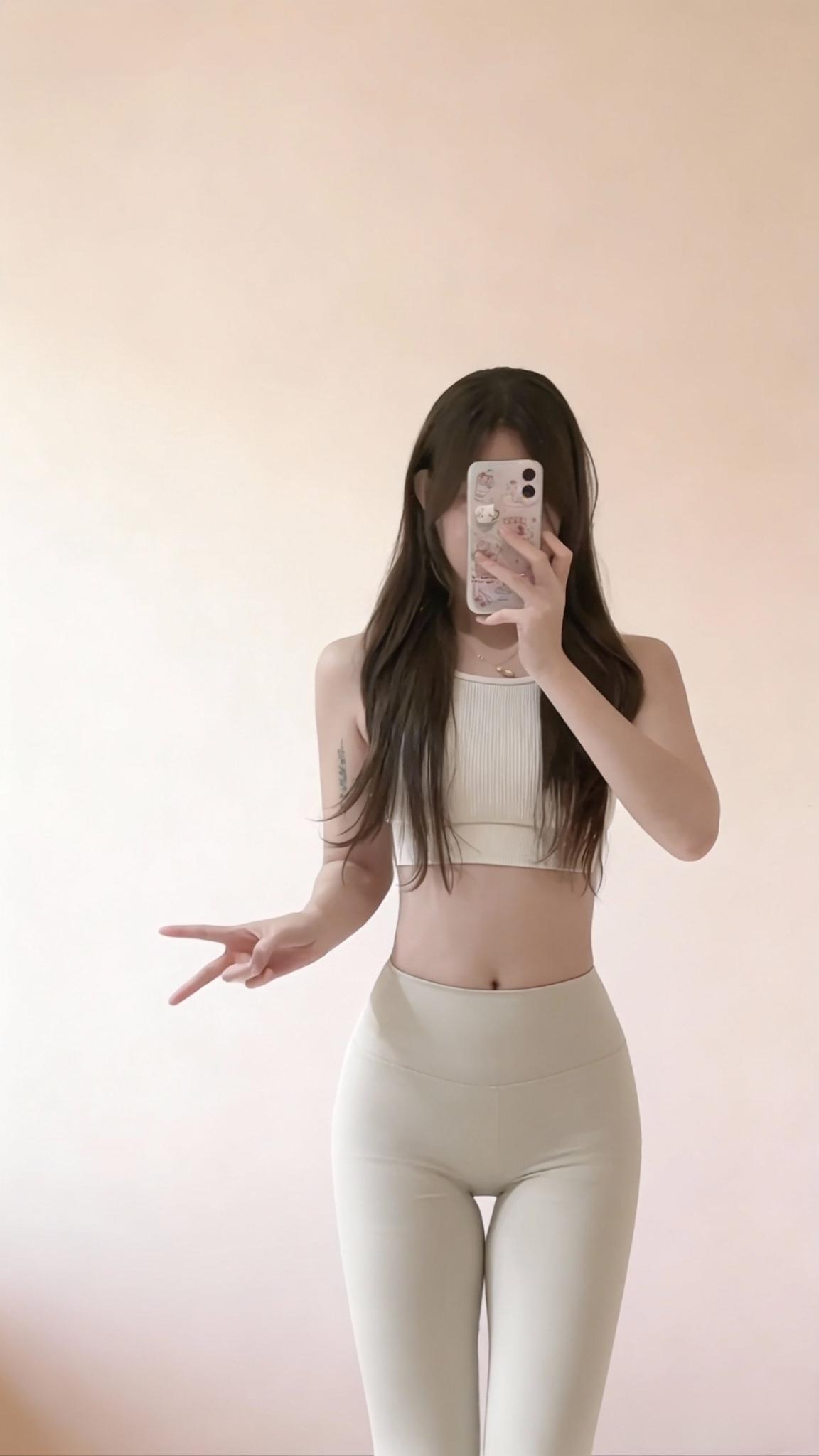 第29期｜安🌛瑜伽拍照姿势小蛮腰我又心动了