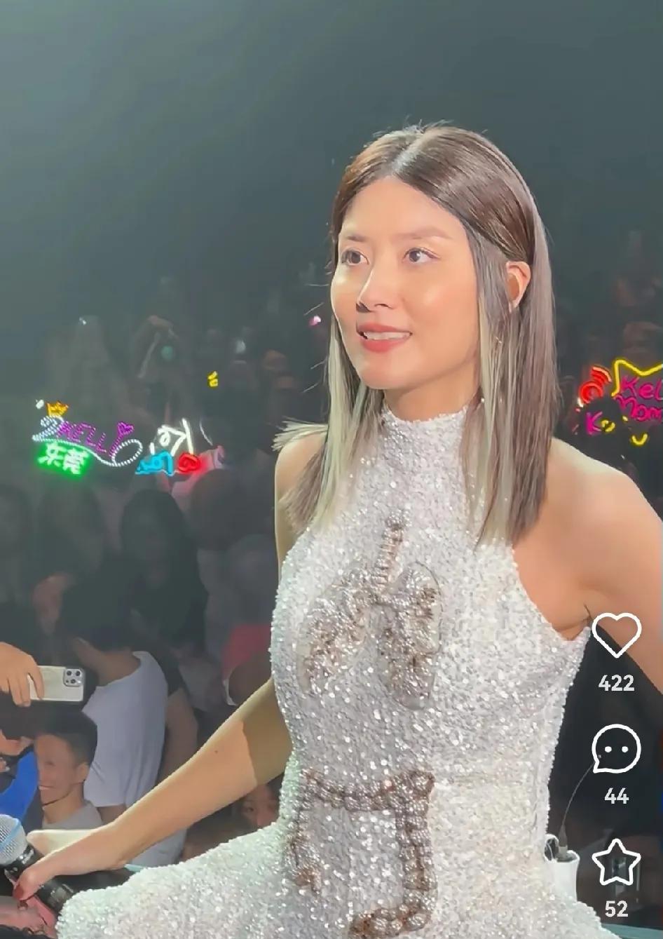 真怀疑香港人日常是不是吃防腐剂啊？为什么香港人都不会老了？一个陈慧琳，今年5