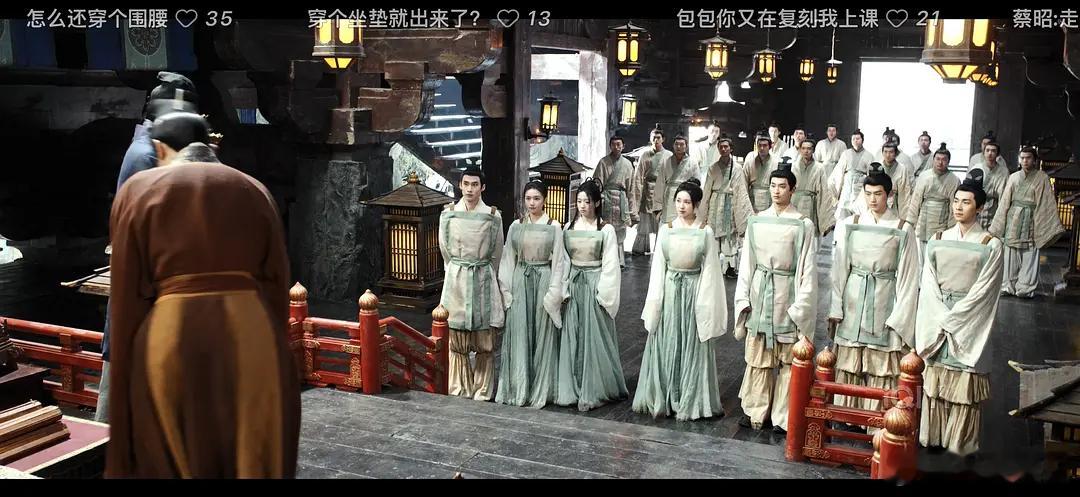 这是什么丑衣服拿来用了
