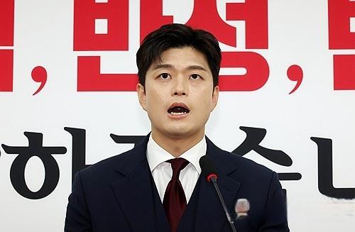金龙泰担心李在明因参加G7多国首脑会议影响6月18日上法庭受审特地在8日”温