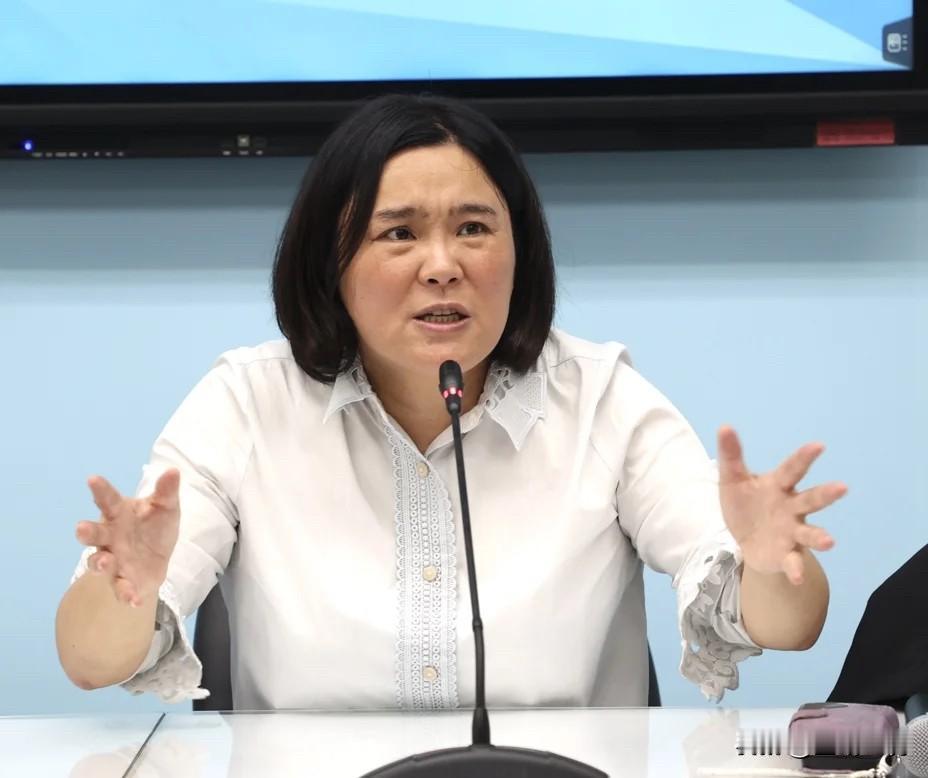 陈玉珍、陈超明缺席“赖清德弹劾案”投票原因曝光台立法机构今天（19日）上午针