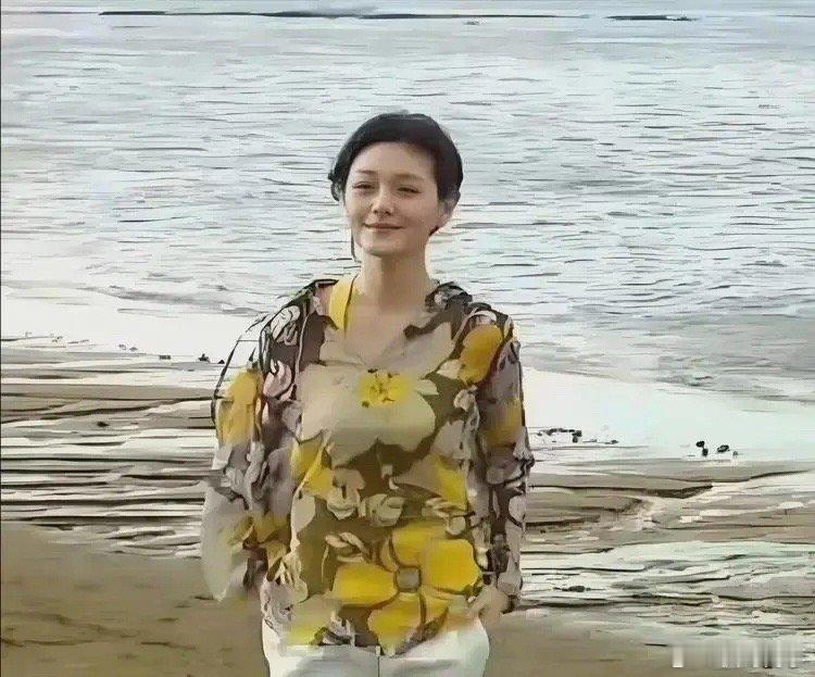 曝大S猝逝日本内情：大量使用管制药物，本人求生意志薄弱！近日，多位网友晒出具俊