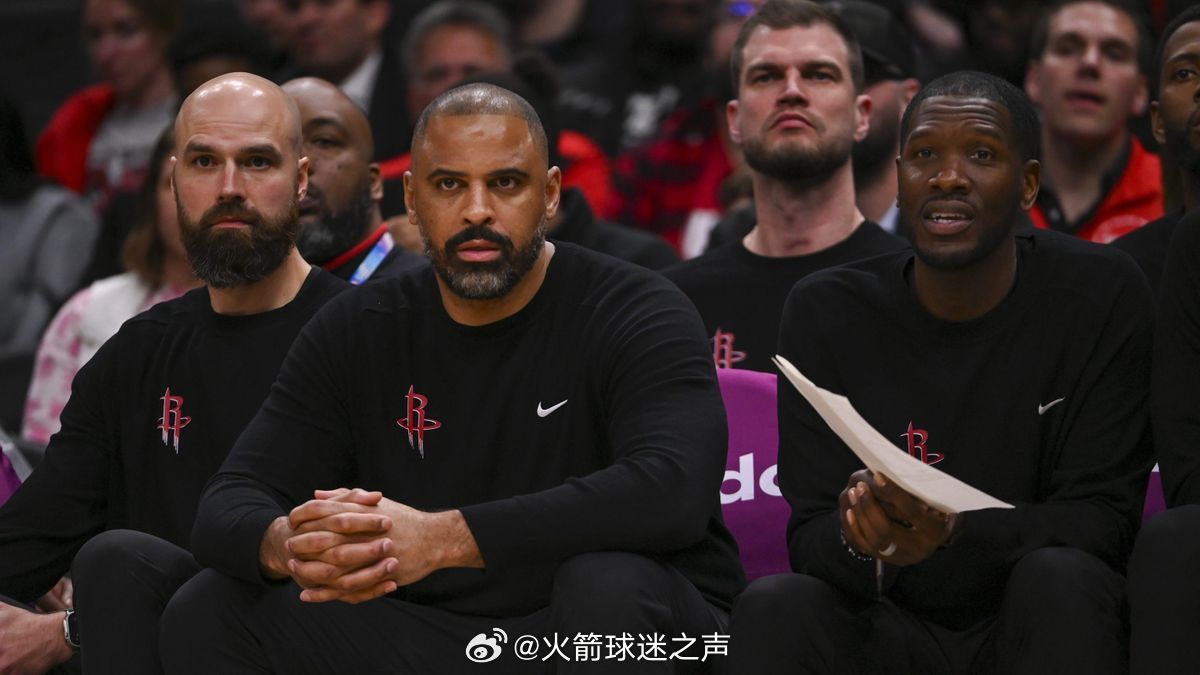 KellyIko：“乌度卡在休斯顿的两个夏天，他的教练团队都参加了为期一周的教