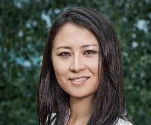 金刻羽塌房了？援美话音刚落，性丑闻就来了！金刻羽这次有点意外刚提完中