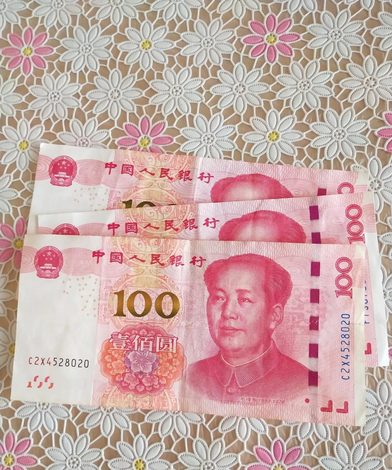 侄女去年12月份生的宝宝，今年1月1号开始可以领育儿津贴。正好足月领取三年36个