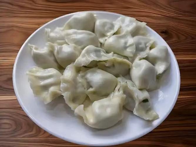 说件特不好意思的事，都别笑话我，都说“男儿有泪不轻弹”，尤其是我这种快四十的中