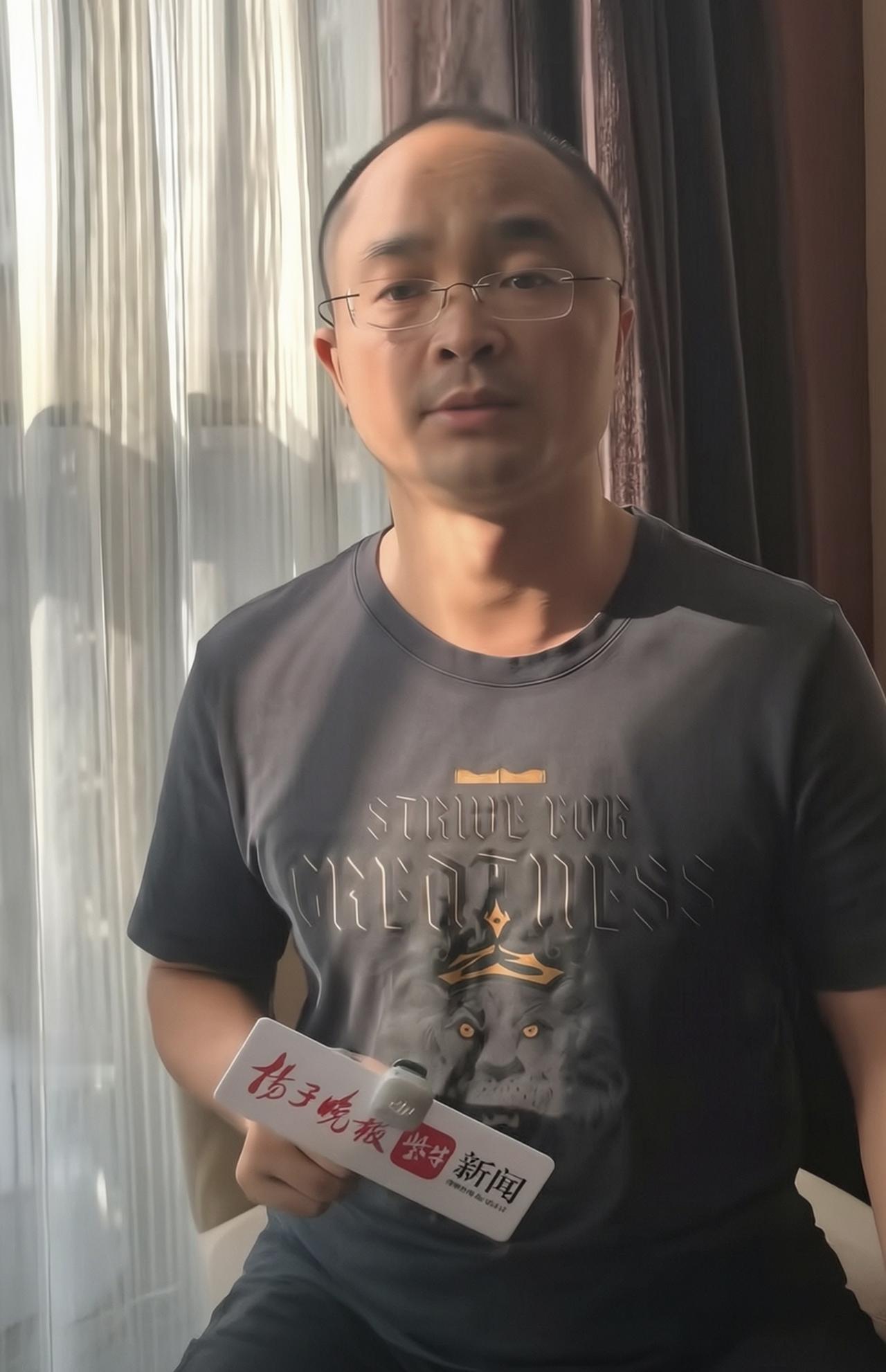 这个案子越扒越不对劲，表面是兄弟抢房，往里看是一家子用四十多年时间把一个谎织成了