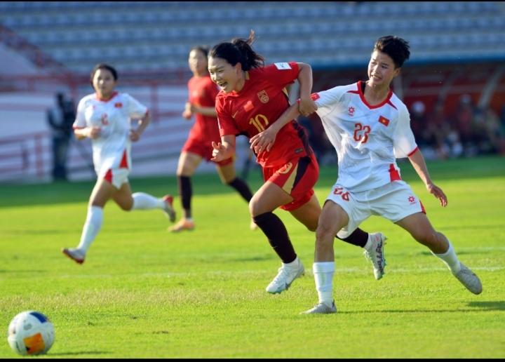 女足亚洲杯变成了东亚杯！昨晚，女足U20亚洲杯四强产生，朝鲜3：0轻