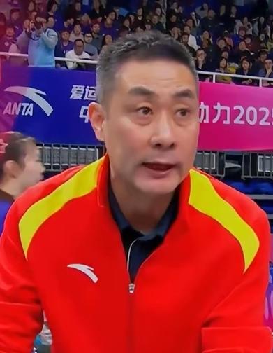 金局大战，天津女排在4比11大比分落后的情况下一路狂追，尤其是小将陈鹤心替换上场