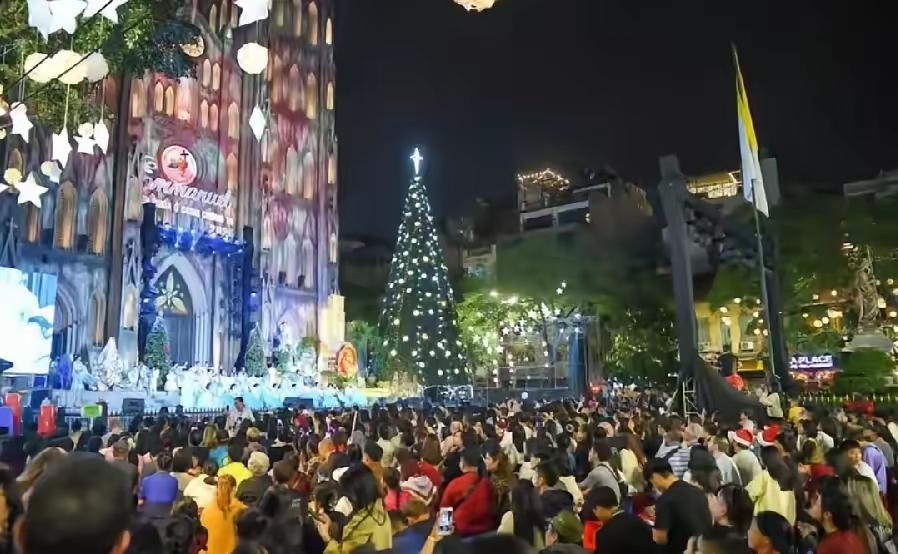 1994年，山西一农户在家里挖地道，本意是想存储点过冬的食物，结果无意发现了一条