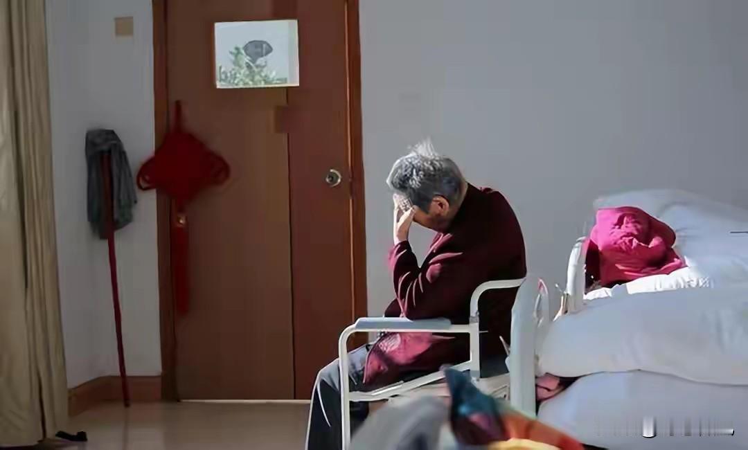 单身的人将来如何养老？最好的依靠不是朋友邻居，而是以下三种人不用回避这个越