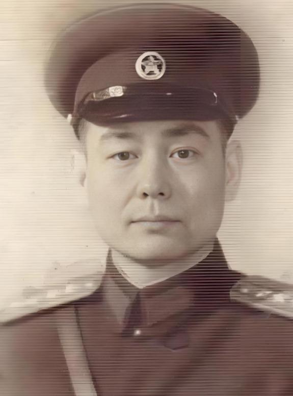 白正刚是新中国开国大校，军事才干突出的他为革命事业立下了功勋，可在1962年