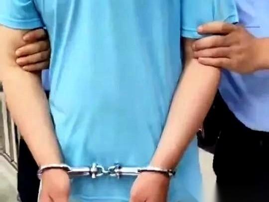 宁夏一桩案子，男的被判了6年4个月，他当庭上诉，理由是：判重了。他做了什么呢？