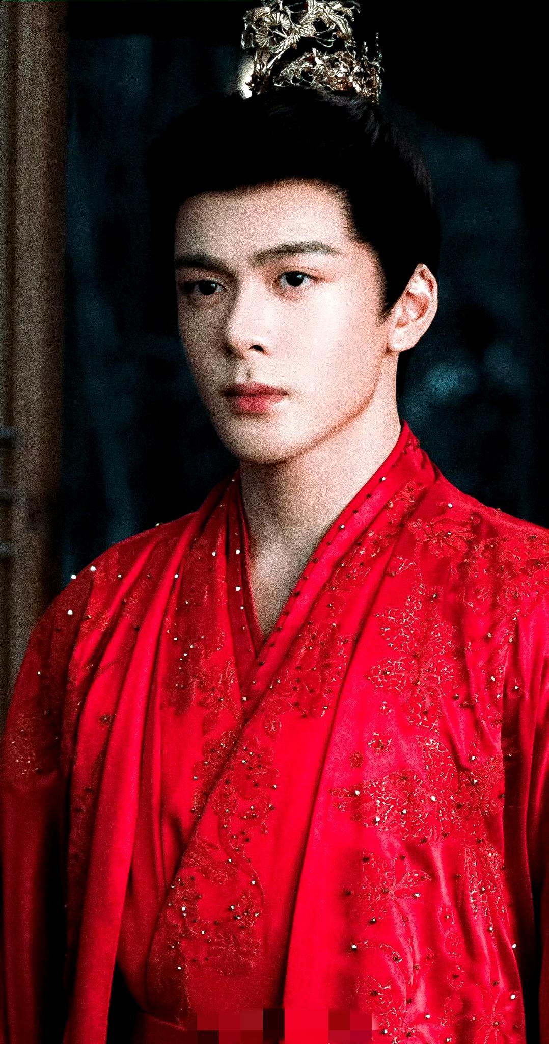 《我不成仙》再合作流量花，曾舜晞的“二番男主”困局，是红利还是枷锁？随着网传