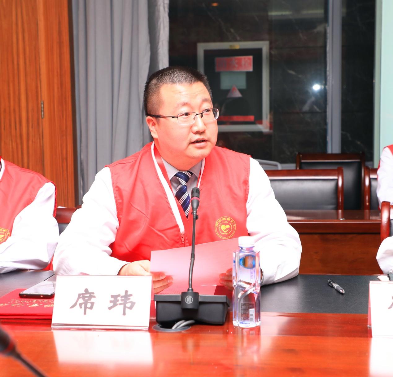 你敢信吗？南京有个“骗子医生”竟然潜伏医院14年，最终还是被医院“揪”出来了。不