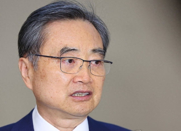 这反转也太快了吧！韩国外长赵显刚对着美媒说中国“带来困扰”，话音还没落地，中方一