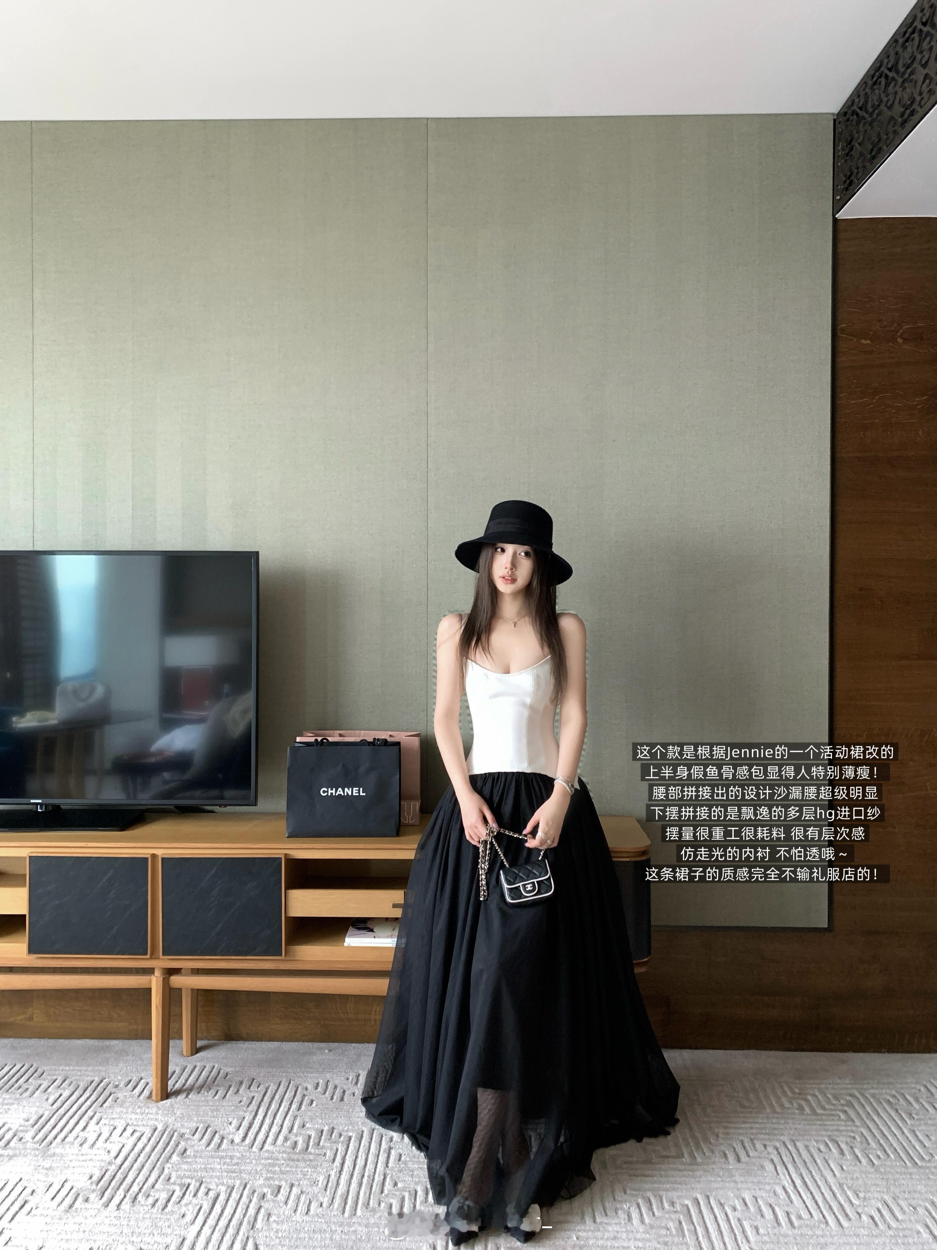 假期碎片🐾新年快乐呀宝宝们！一些碎片和不同的我🧩我带着美衣马不停蹄的赶来喽～